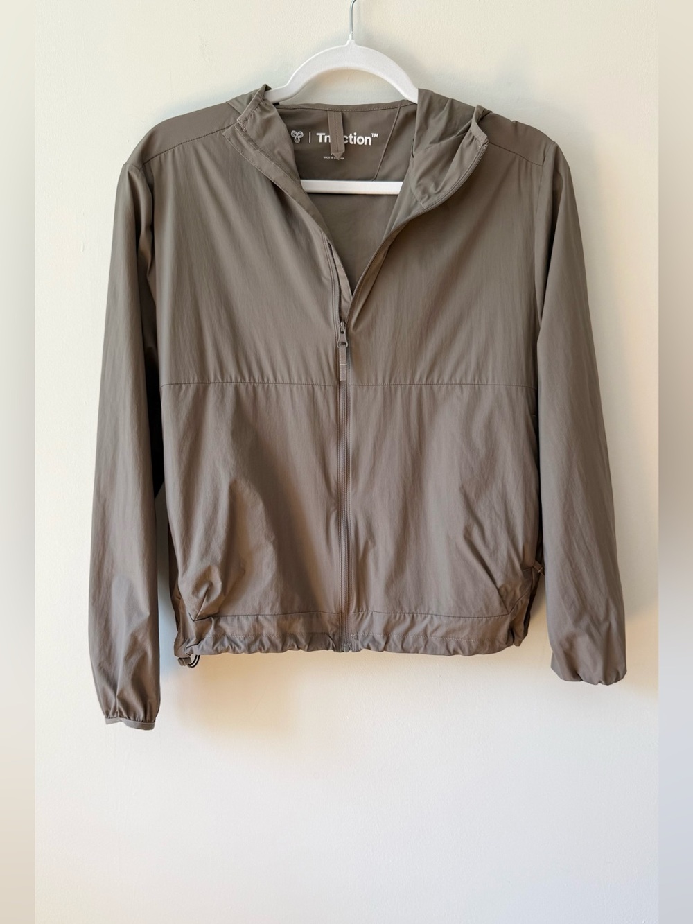 TnAction XS Lightweight Hooded Zip-Up Windbreaker Jacket Taupe